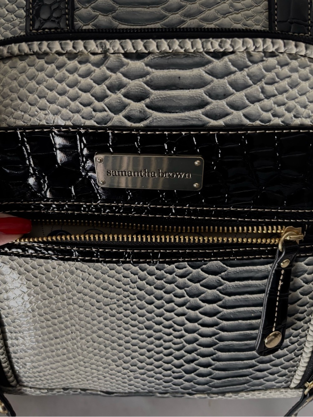 NEW! SAMANTHA BROWN OMBRO CROCO EMBOSSED BACKPACK/CARRY ON BLACK WHITE - Picture 12 of 15